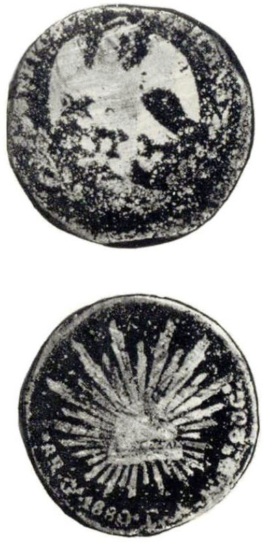 Рис. 29. Л. и об. ст. Революция, Монета отлита в песочной форме в 1913 г. В качестве модели использованы 8 реалов 1880 г, Серебро